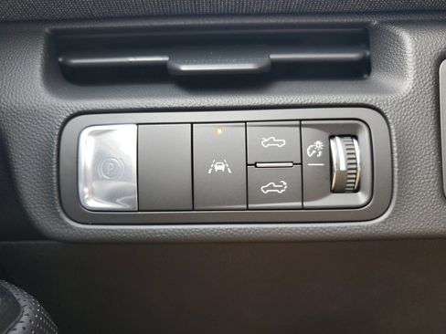 New 2026 GMC Sierra EV Elevation image 29