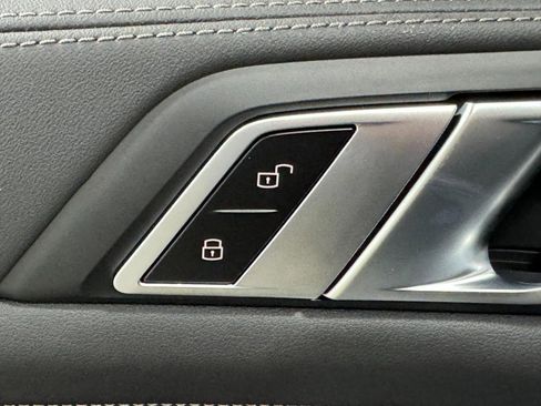 Used 2026 BMW X5 xDrive40i image 24