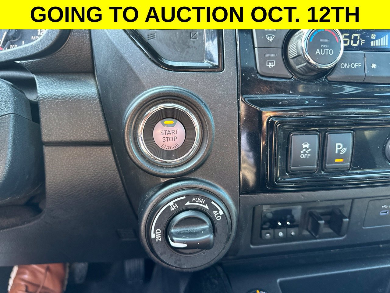 Used 2024 Nissan Titan PRO-4X w/ Pro-4x Convenience Package AWD/4WD image 30