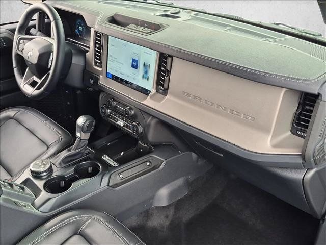 Used 2026 Ford Bronco Outer Banks AWD/4WD image 28