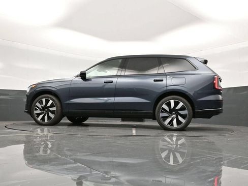 New 2025 Volvo EX90 Ultra AWD/4WD image 30