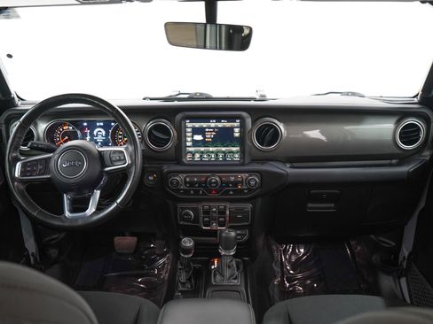 Used 2023 Jeep Wrangler Unlimited Sahara w/ Cold Weather Group AWD/4WD image 14
