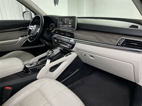 Used 2021 Kia Telluride EX image 30