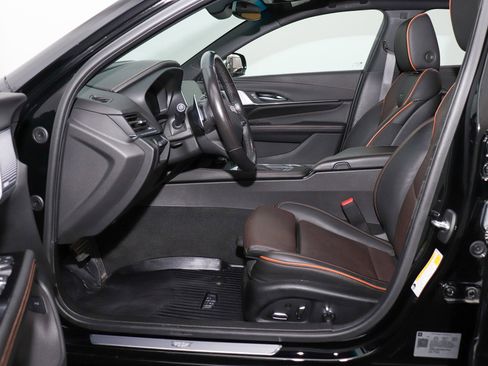 Used 2021 Cadillac CT4 Sport image 11