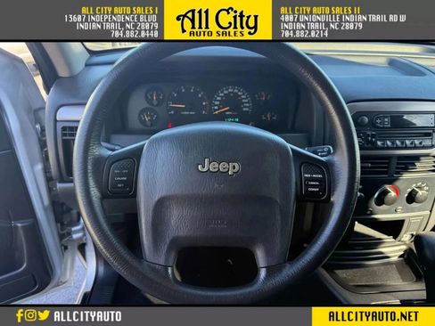 Used 2004 Jeep Grand Cherokee Laredo w/ Convenience Group RWD image 17