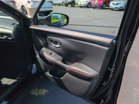 Used 2025 Honda HR-V Sport image 41