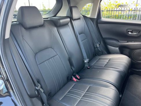 Certified 2025 Honda HR-V EX-L image 28