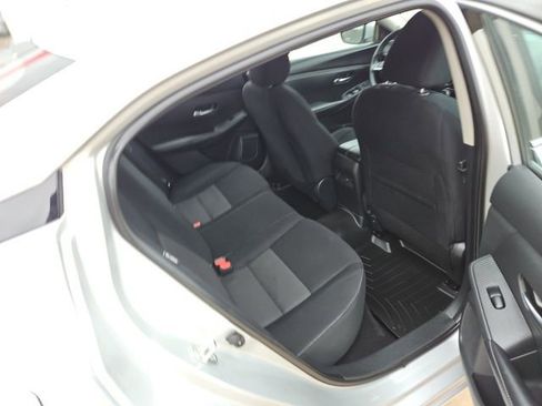 Used 2023 Nissan Sentra SV image 23