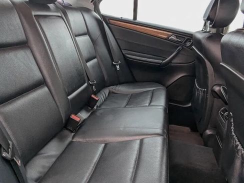 Used 2007 Mercedes-Benz C 230 Sedan image 13