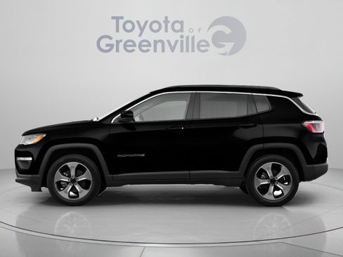 Used 2019 Jeep Compass Latitude w/ Popular Equipment Group AWD/4WD image 2
