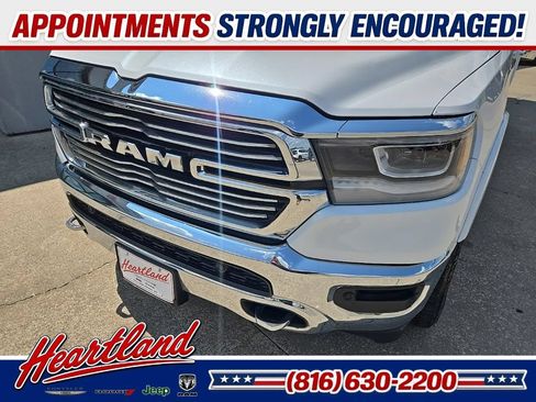 Used 2019 RAM 1500 Laramie AWD/4WD image 17