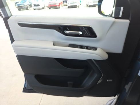 New 2025 Chevrolet Tahoe Premier image 35