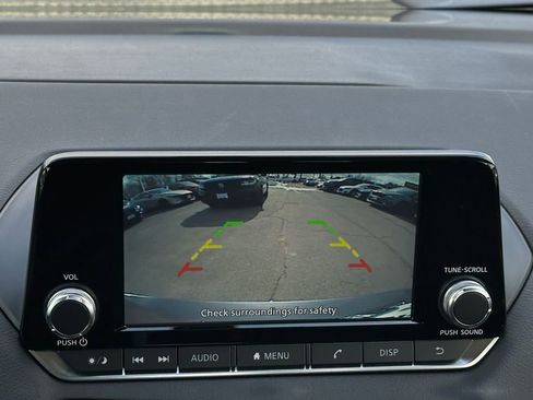 Used 2023 Nissan Sentra S w/ Lighting Package image 17