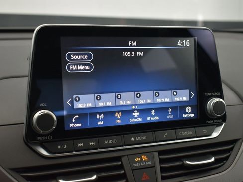 New 2025 Nissan Altima 2.5 SR image 14