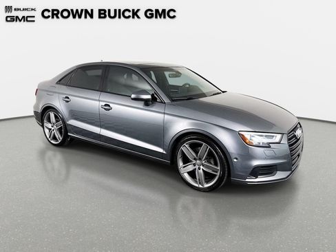 Used 2020 Audi A3 2.0T Premium Plus w/ Premium Plus Package FWD image 3