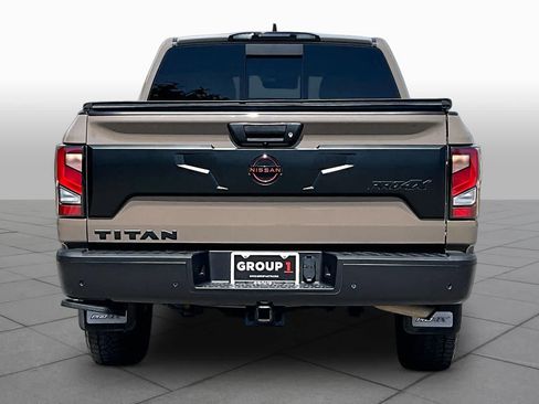 Used 2023 Nissan Titan PRO-4X w/ Pro-4x Convenience Package AWD/4WD image 5