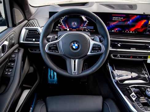 New 2026 BMW X7 M60i AWD/4WD image 11