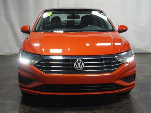Used 2019 Volkswagen Jetta SE w/ Cold Weather Package image 7