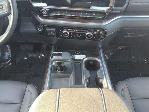 New 2026 GMC Sierra 1500 Elevation w/ Elevation Premium Package image 11