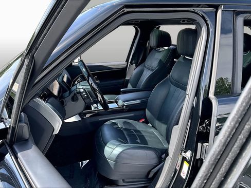 Used 2023 Land Rover Range Rover Autobiography AWD/4WD image 14