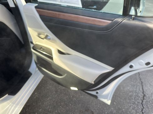 New 2025 Lexus ES 350 w/ Premium Package image 13