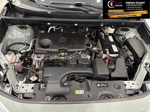 Used 2022 Toyota RAV4 XLE image 21
