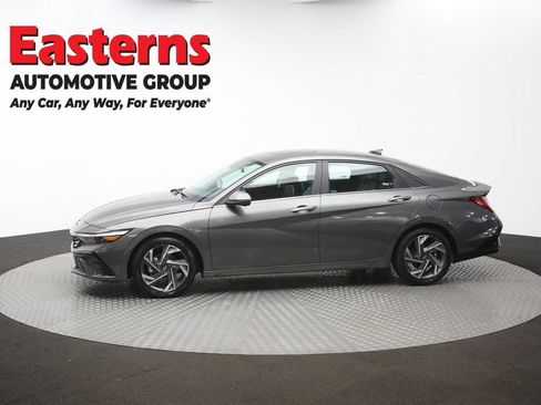 Used 2024 Hyundai Elantra Limited FWD image 61