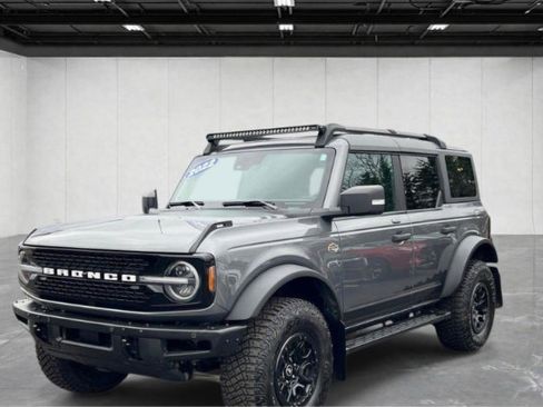 Used 2022 Ford Bronco Wildtrak AWD/4WD image 1