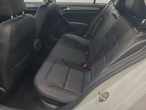 Used 2017 Volkswagen e-Golf SEL Premium FWD image 12