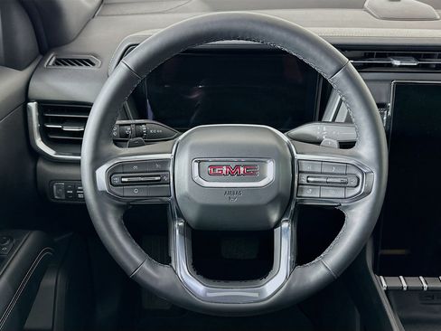 Used 2025 GMC Terrain Elevation image 18