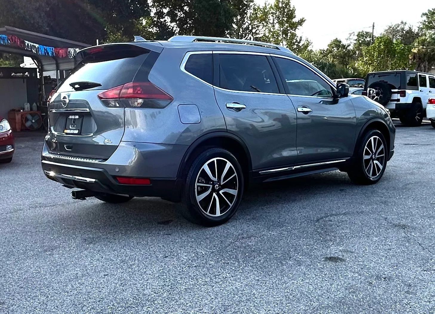 Used 2020 Nissan Rogue SL w/ Premium Package FWD image 6