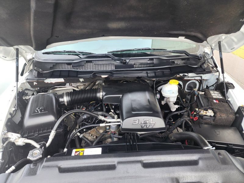 Used 2021 RAM 1500 Tradesman w/ Chrome Appearance Group RWD image 23