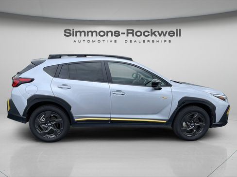 Used 2025 Subaru Crosstrek 2.5i Sport AWD/4WD image 6