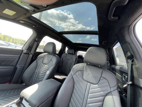 New 2026 Kia Sorento SX Prestige image 19