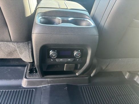 New 2026 Chevrolet Traverse High Country w/ LPO, Floor Liner Package FWD image 28