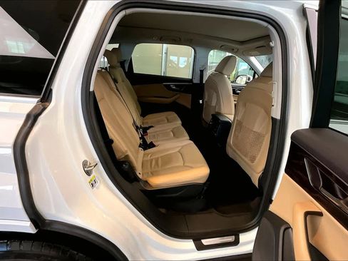 Certified 2023 Audi Q7 2.0T Premium w/ Convenience Package AWD/4WD image 20