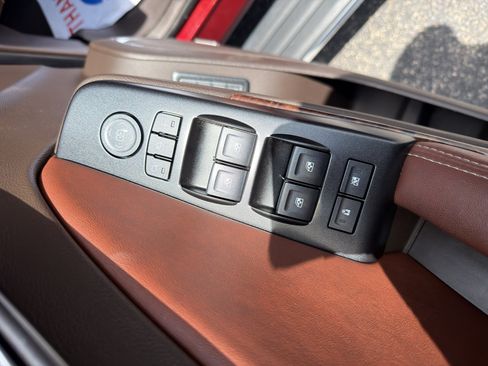 Used 2020 Chevrolet Tahoe Premier AWD/4WD image 5