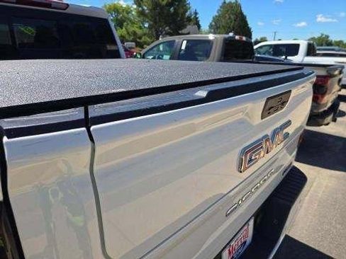 Used 2020 GMC Sierra 1500 AT4 w/ AT4 Premium Package AWD/4WD image 5