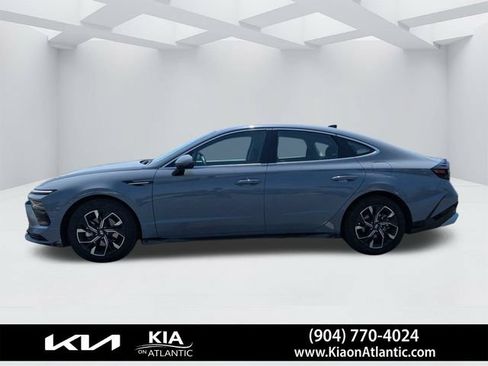 Used 2025 Hyundai Sonata SEL FWD image 6