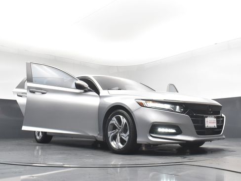 Used 2019 Honda Accord EX-L image 30