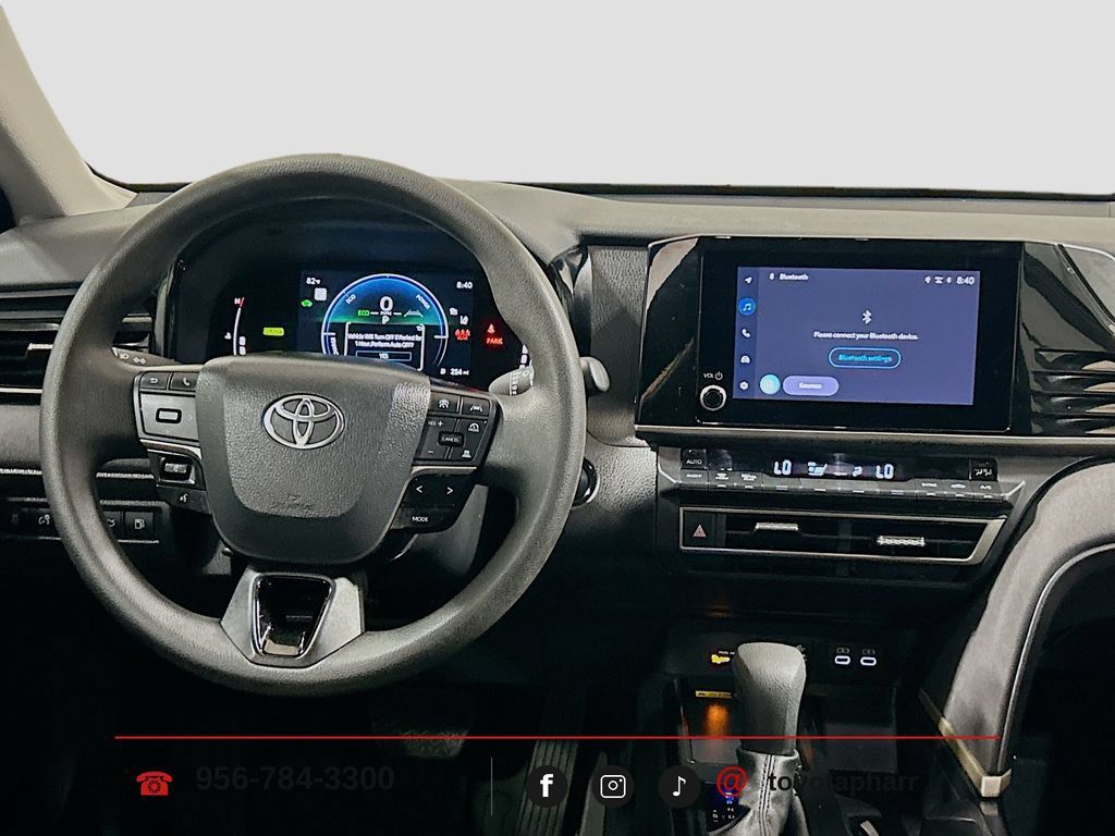 Used 2025 Toyota Camry LE w/ Convenience Package FWD image 19