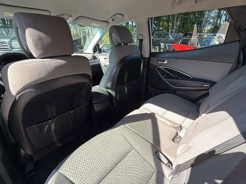 Used 2017 Hyundai Santa Fe Sport image 18