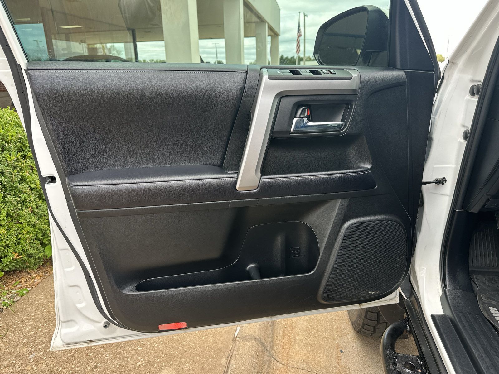 Used 2019 Toyota 4Runner SR5 Premium AWD/4WD image 15