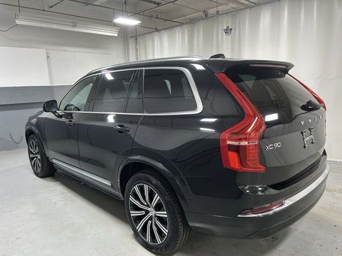 Used 2024 Volvo XC90 B5 Plus image 2