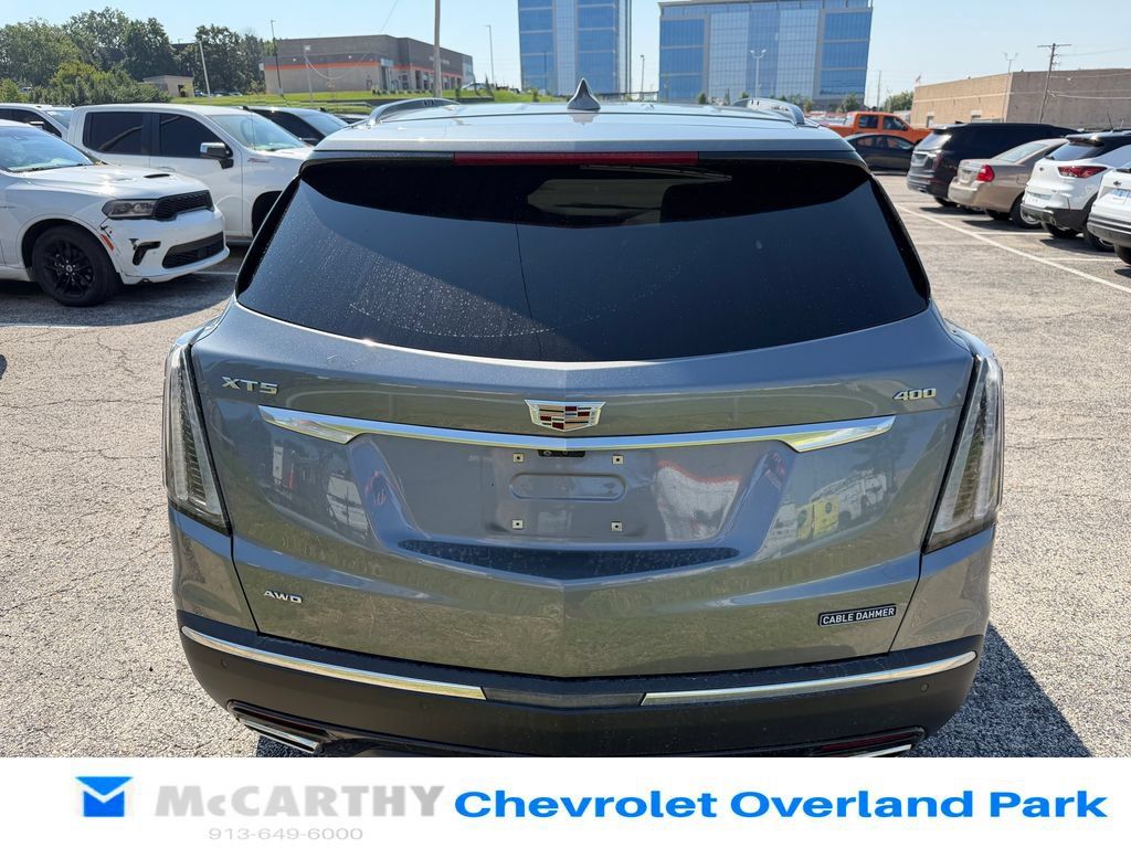 Used 2022 Cadillac XT5 Sportv w/ Technology Package AWD/4WD image 4