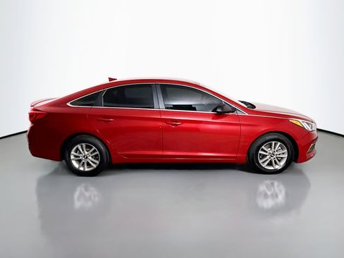 Used 2017 Hyundai Sonata SE image 11
