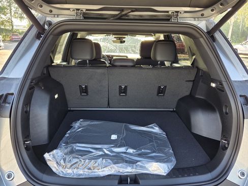 New 2026 Chevrolet Equinox ACTIV w/ Convenience Package III FWD image 20