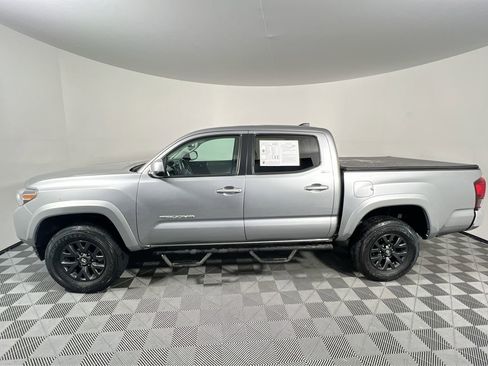 Used 2023 Toyota Tacoma SR5 RWD image 6