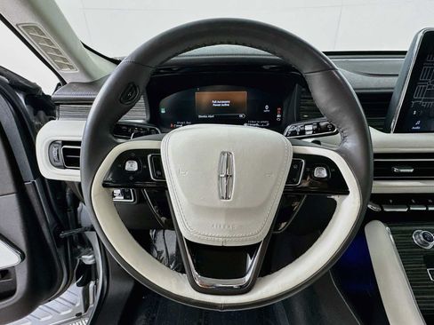 Used 2023 Lincoln Aviator Black Label AWD/4WD image 14