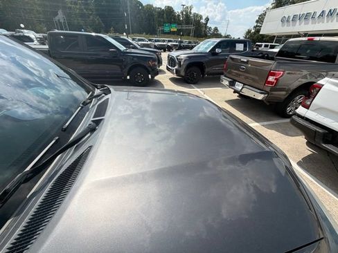 Used 2020 Toyota 4Runner SR5 AWD/4WD image 20